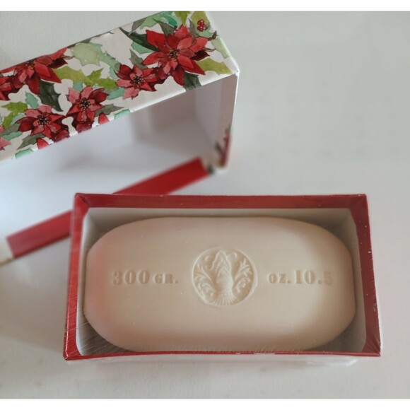 Winter Flowers Handmade Bath Bar 10.5 oz Made in Tuscany Italy Designer Soap Bar - Picture 3 of 8